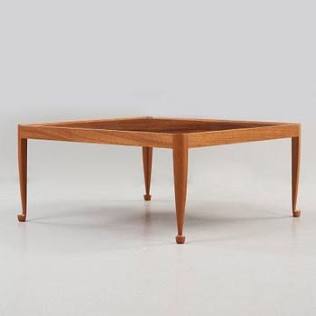 A Josef Frank mahogany sofa table, 'Diplomat', Svenskt Tenn post 1985, model 2073.