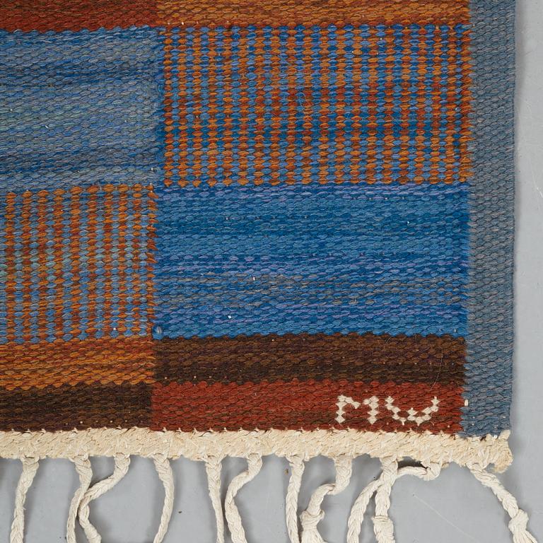 Mai Wellner, A CARPET, "Slagrutan", flat weave, ca 217 x 163,5 cm, signed AB MMF MW.