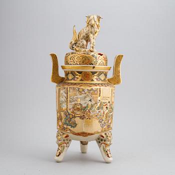 A tripod with cover, Satsuma, Japan, Meiji (1868-1912).