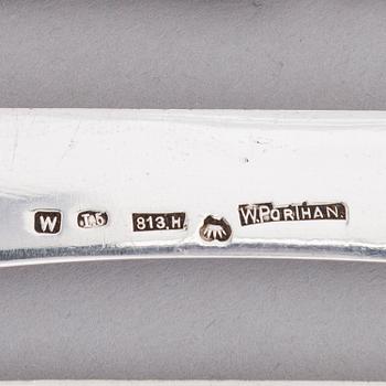 VILLE (WILHELM) PORTHAN, A set of 12 fruit knives, Vyborg 1914. In original box.