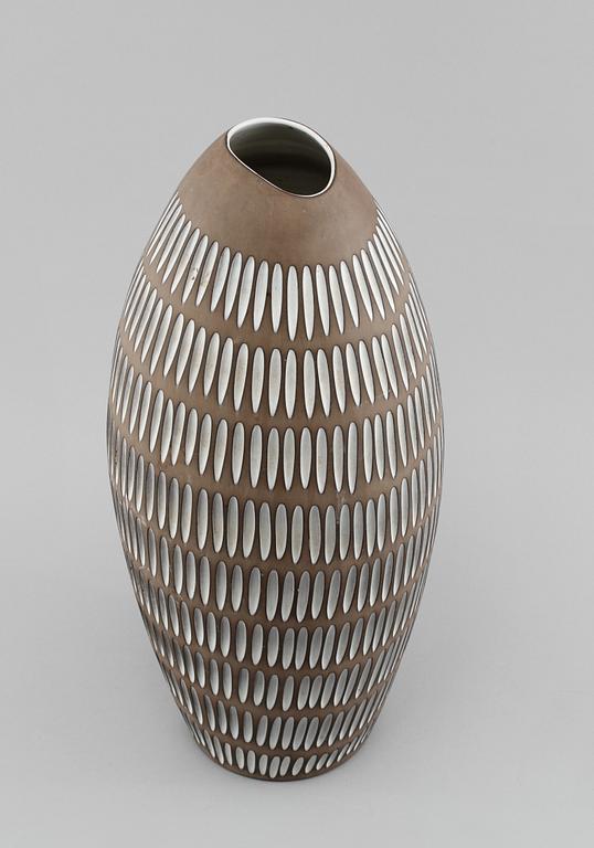 VAS, stengods, "Negro", Ingrid Atterberg, Uppsala Ekeby, 1900-talets tredje kvartal.