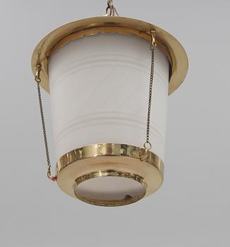 HALLAMPA, 1900-talets mitt. Höjd ca 27 cm.