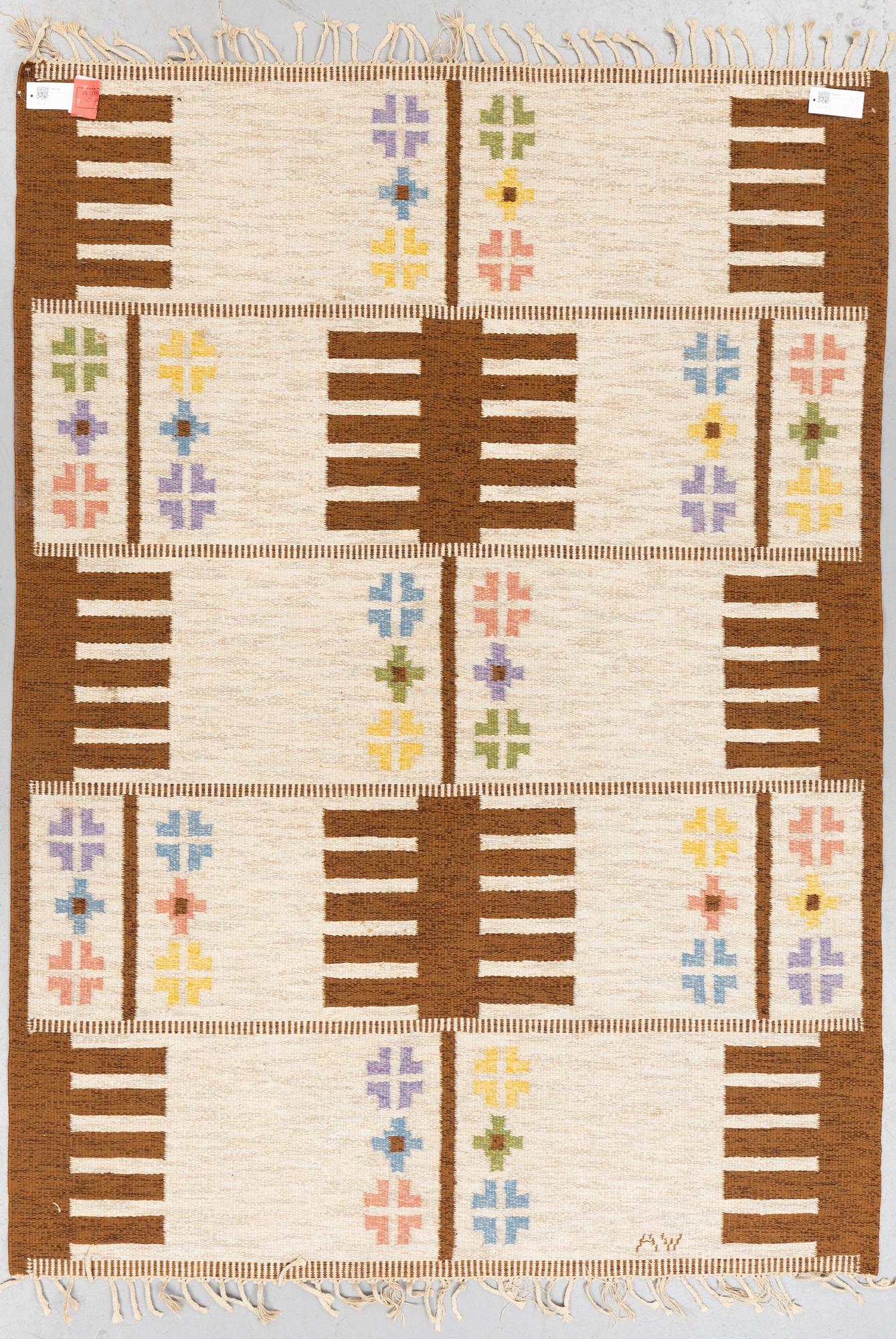 Alice Wallebäck, carpet, flat weave, signed AW, ca 233 x 167 cm.