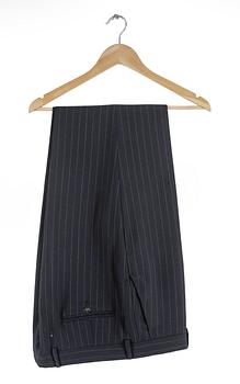 KOSTYM, Etro.