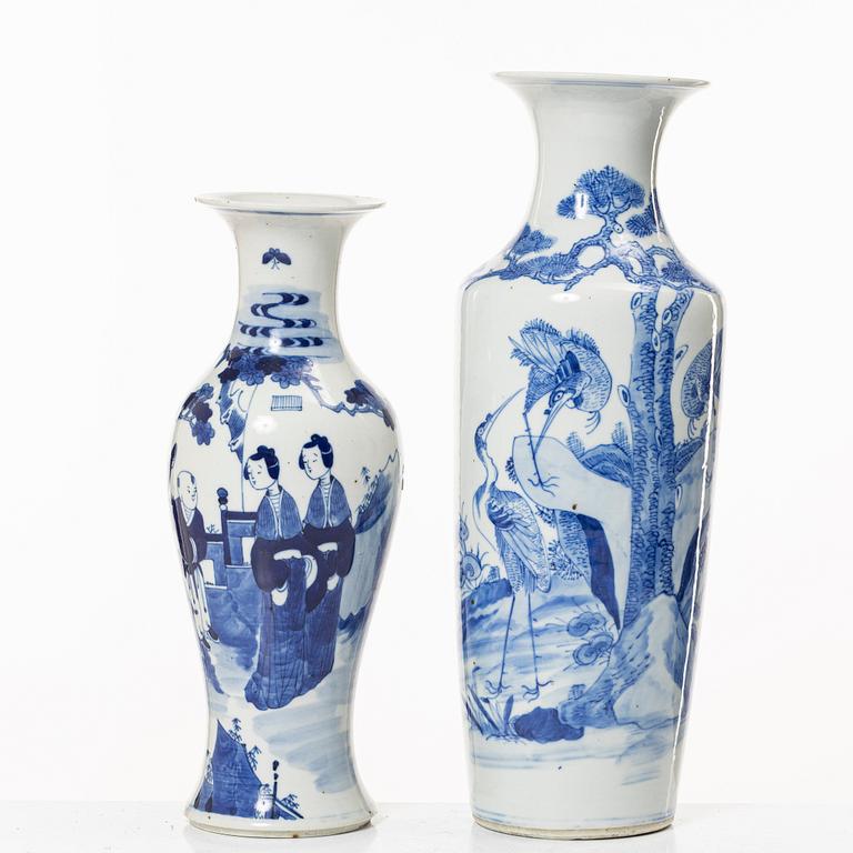 Two blue and white porcelain vases, China, Qing dynasty, 19th century.