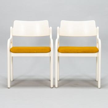 Eero Aarnio, A 1970's dinner table and four chairs "Flamingo" by Asko.