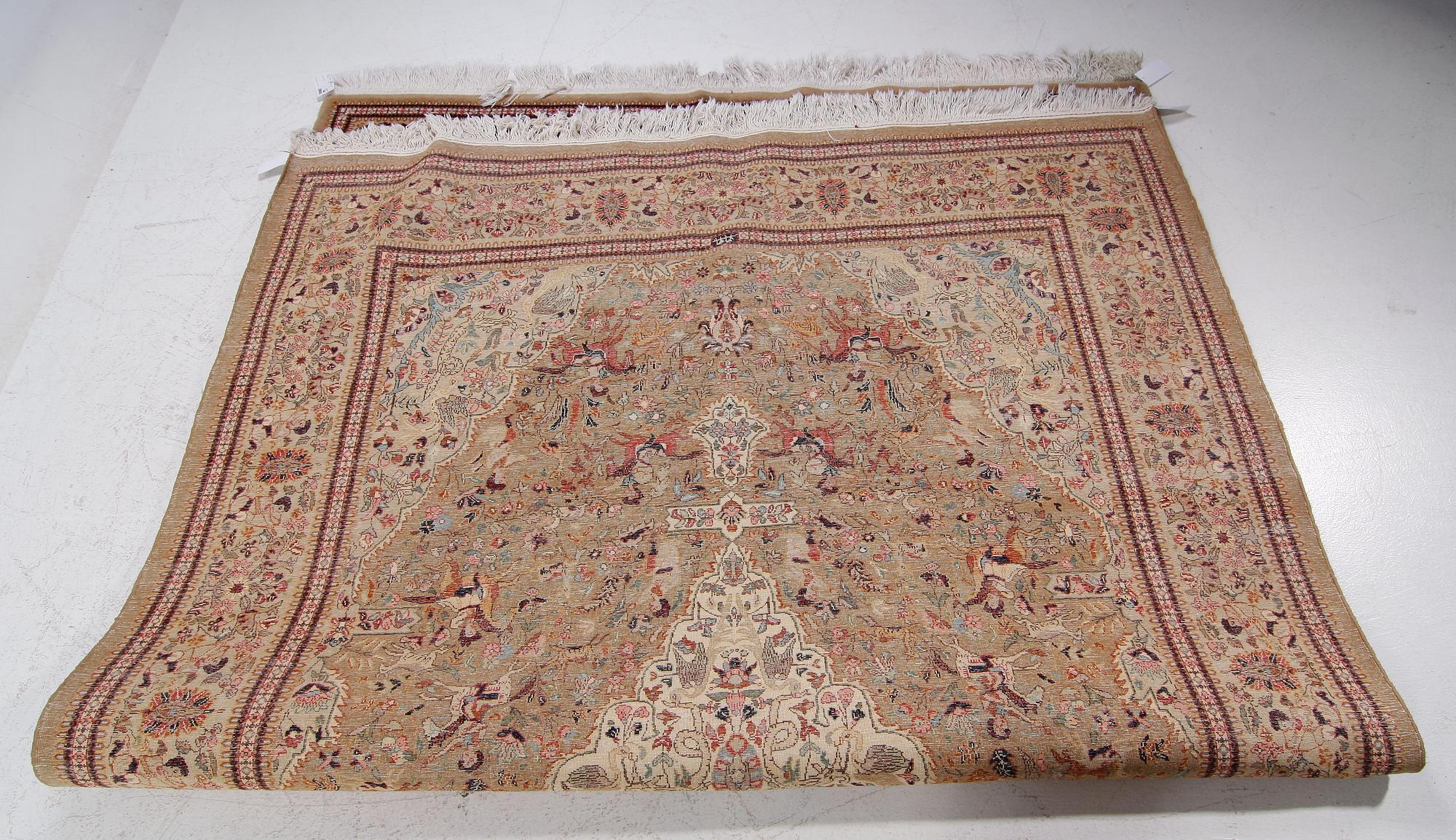 MATTA, orientalisk, ca. 233x199.