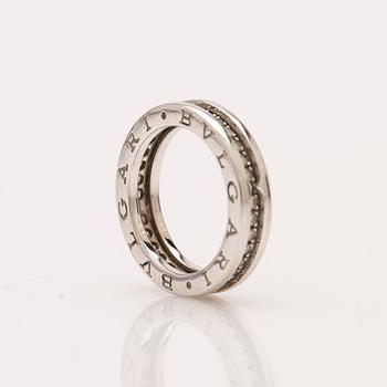 Bulgari, ring, 18K white gold with brilliant-cut diamonds.