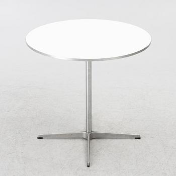 Arne Jacobsen, Table, "Circular", Fritz Hansen, Denmark.