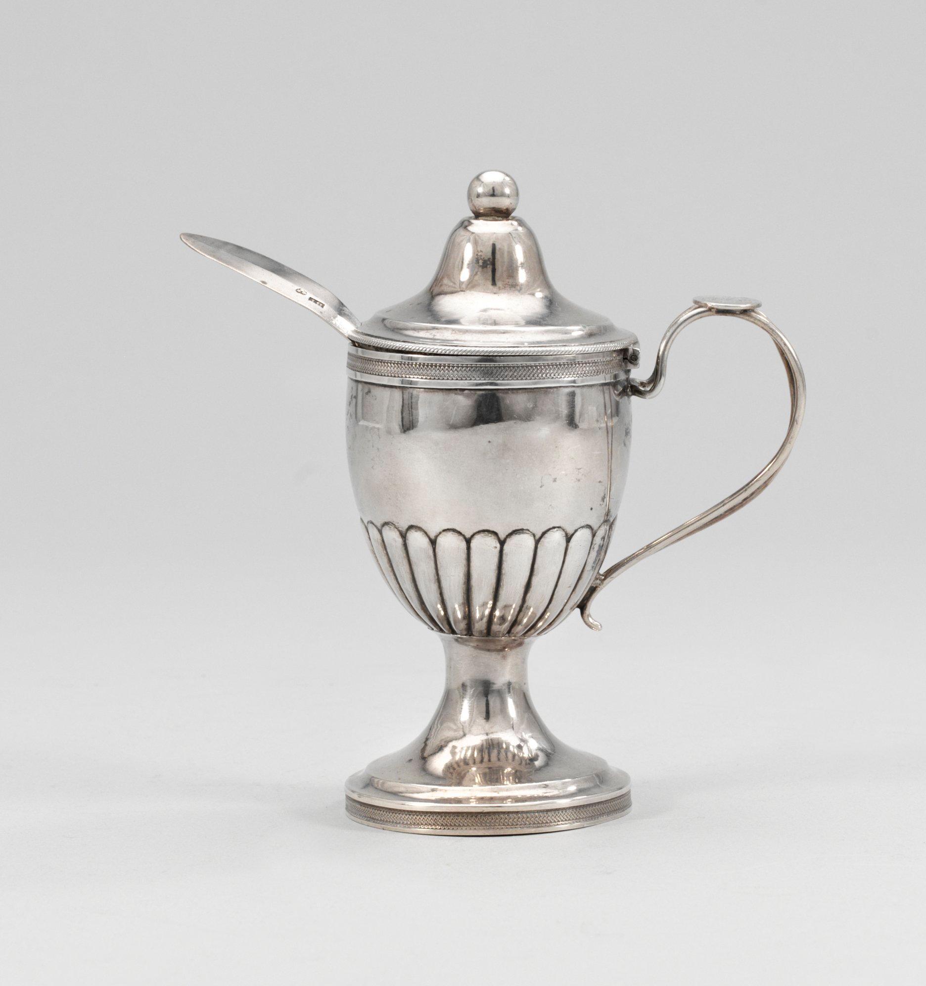 SENAPSKANNA med SKED, silver. Bengt Tellander, Jönköping 1825.