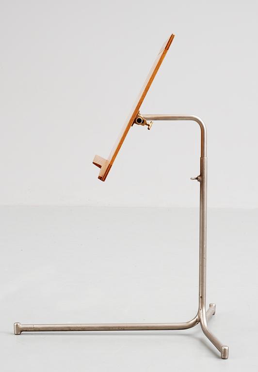 A Bruno Mathsson birch reading table by Karl Mathsson, Värnamo 1940's.