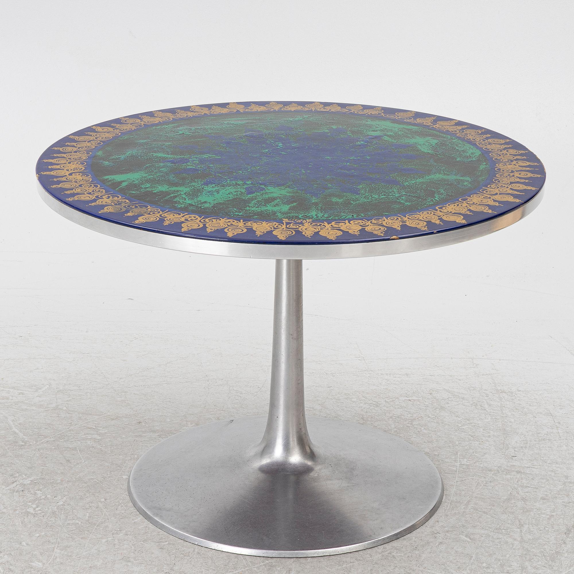 Poul Cadovius, Susanne Fjeldsoe Mygge and Björn Wiinblad, a "Mygge" dining table, Cado, France & Søn, Denmark, 1970/80.