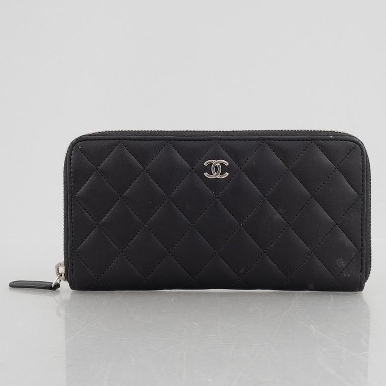 Chanel, wallet, 2016-2017.