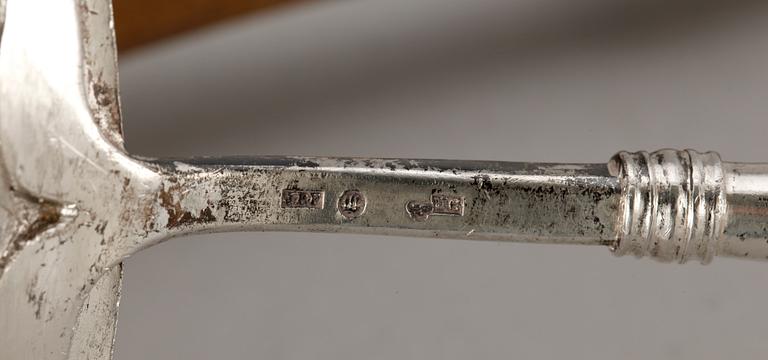 SOPPSLEVAR, 2 st, silver, bla Olof Forsberg, Luleå 1818.