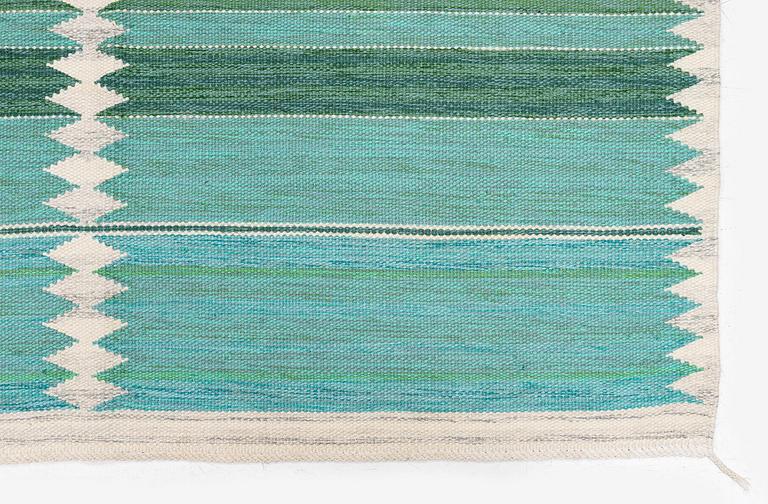Marianne Richter, a "Rosita, grön" carpet, flat weave, c. 260 x 173 cm, signed AB MMF V MR.