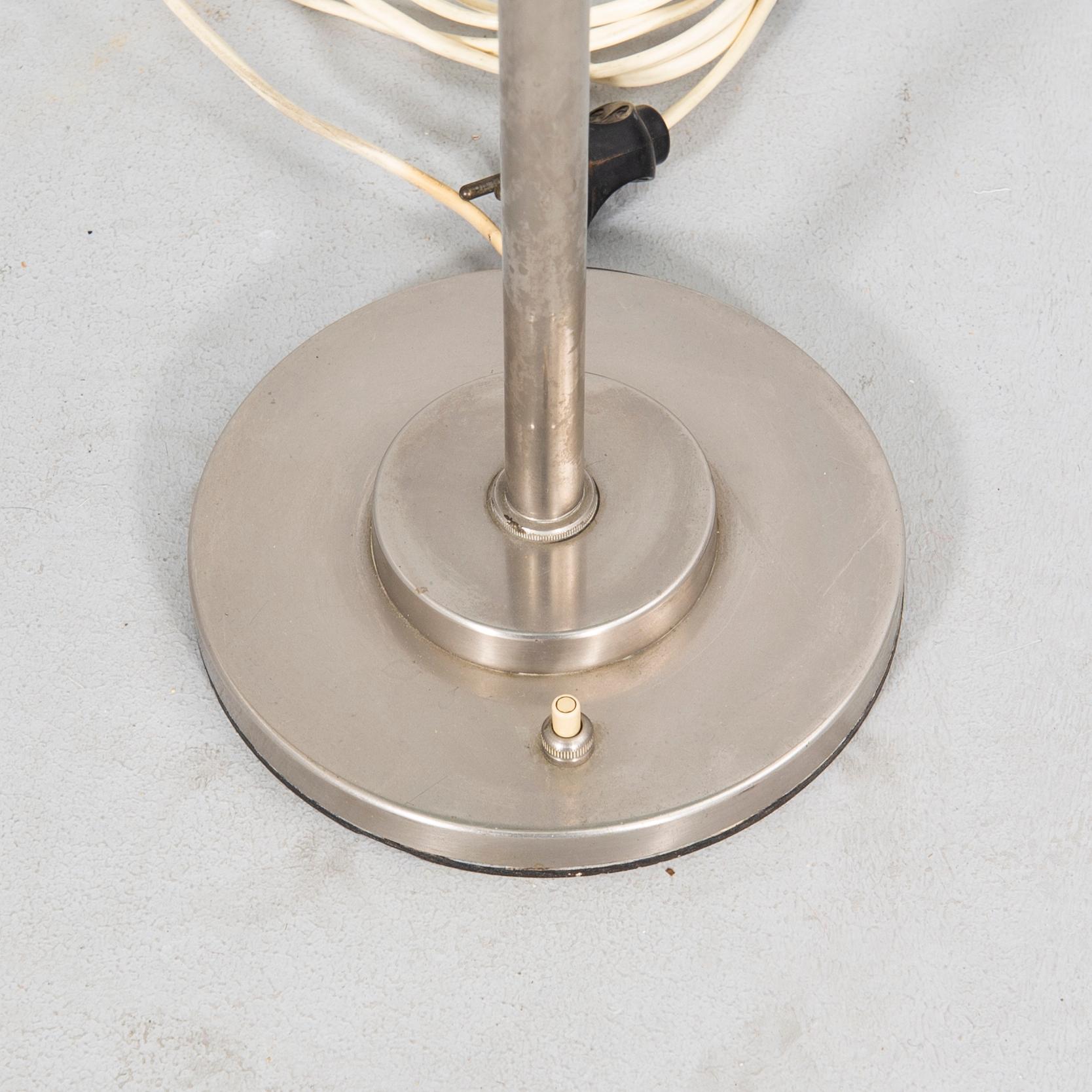 Otto Müller,  bordslampa "Sistrah", Megaphos, 1900-talets första hälft.