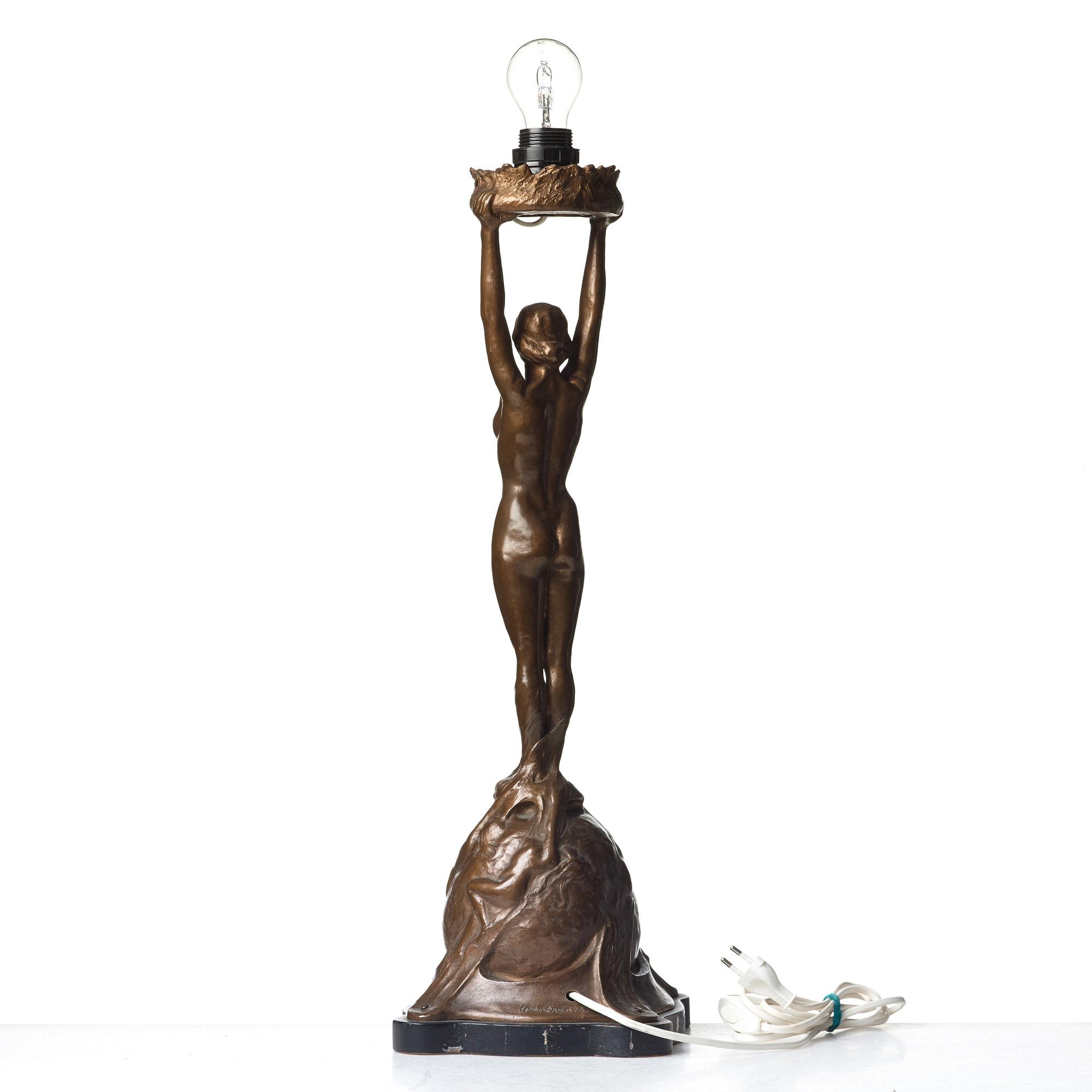 Gerda Sprinchorn, bordslampa, "Solen", Herman Bergmans Gjuteri, Stockholm, jugend.