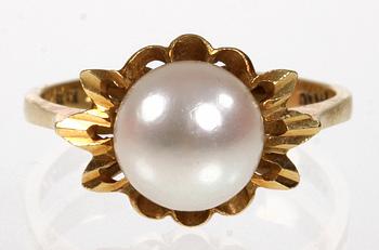 RING, guld 18 k, med pärla.