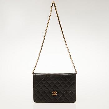 CHANEL, Single Flap Clutch / shoulder Bag.