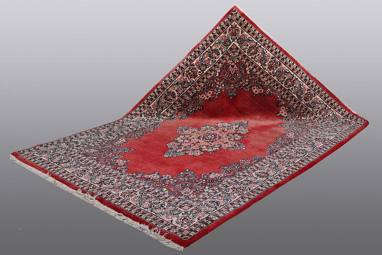 A RUG, Old Sarouk, ca 235 x 169 cm.