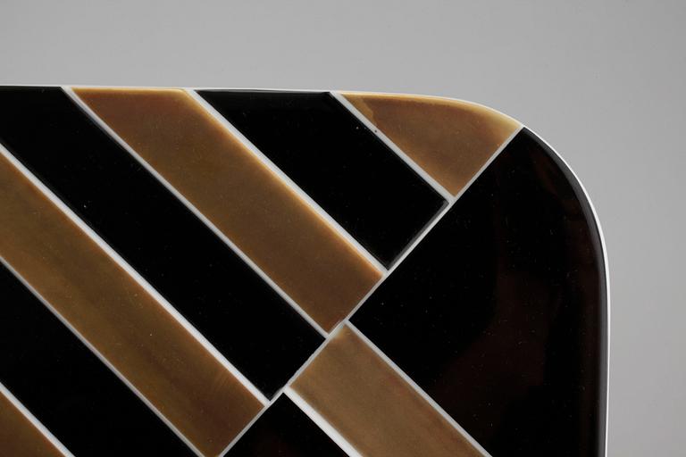 Two porcelian dishes by Fruhtrunk and Tapio Wirkkala for Rosenthal, signed and numbered.