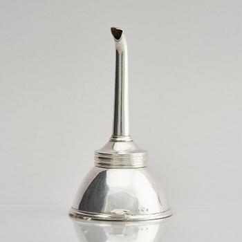 A Swedish early 19th century silver wine funnel, marks of Pehr Zethelius, Stockholm 1807.