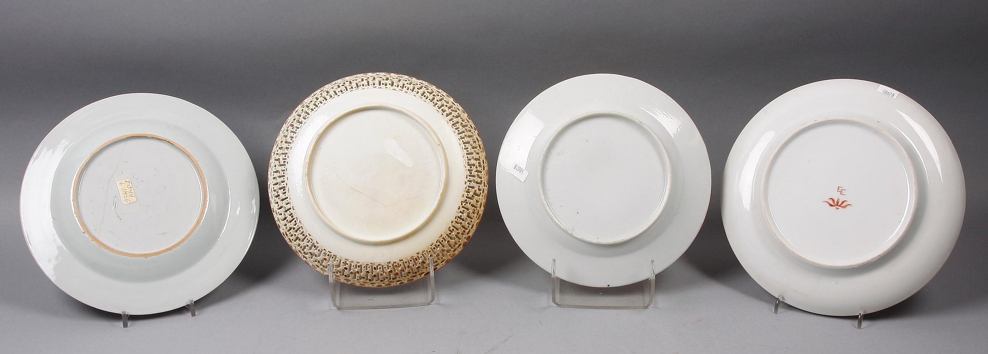 TALLRIKAR, 4 st, porslin, mest Kina 1700-1800-tal.