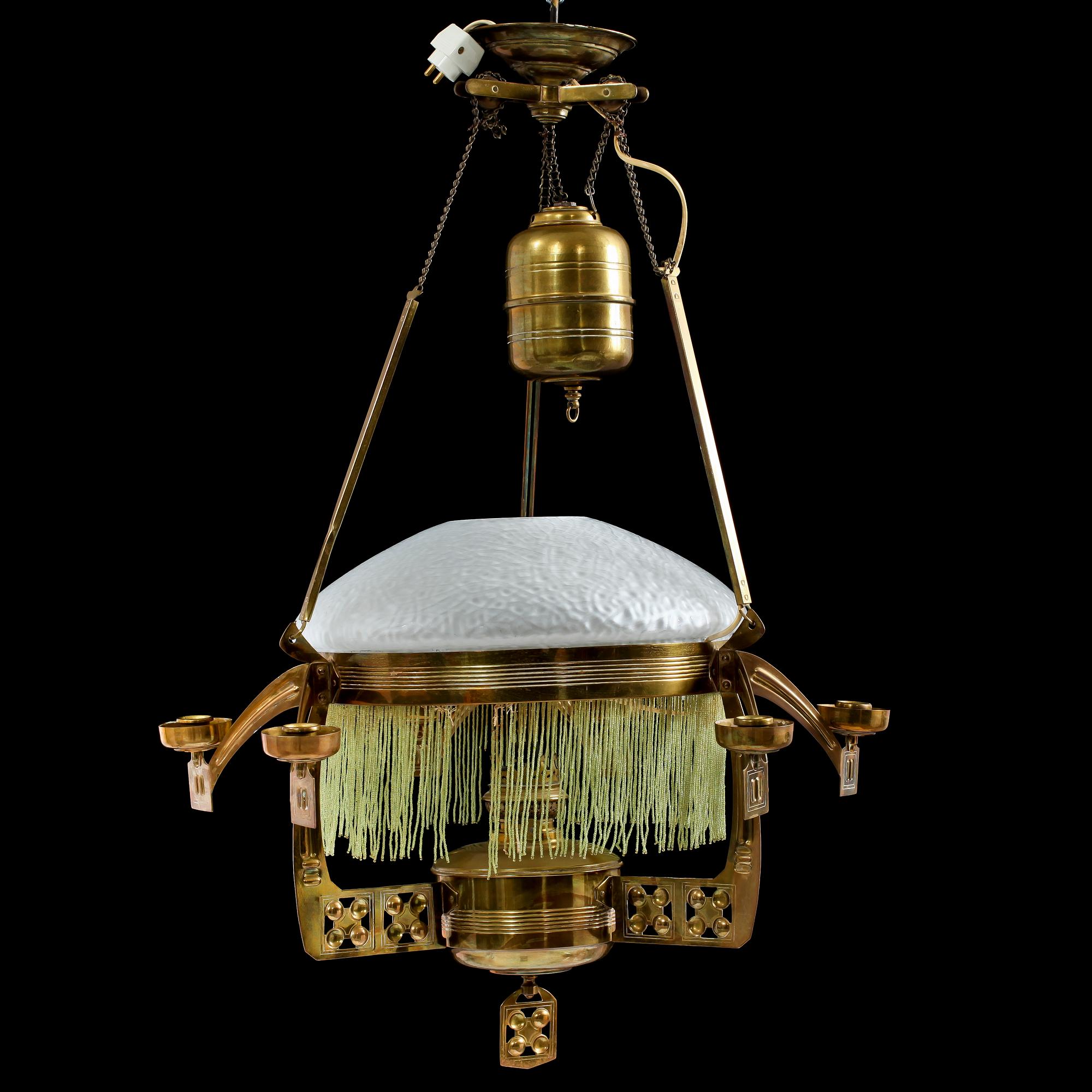 TAKFOTOGENLAMPA, jugend, 1900-talets början, h ca 80.