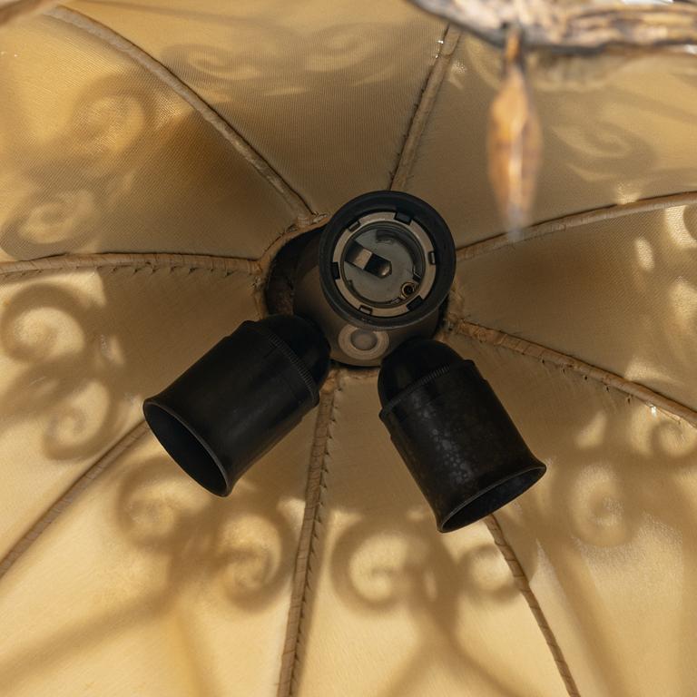 Taklampa, 1900-talets första hälft.