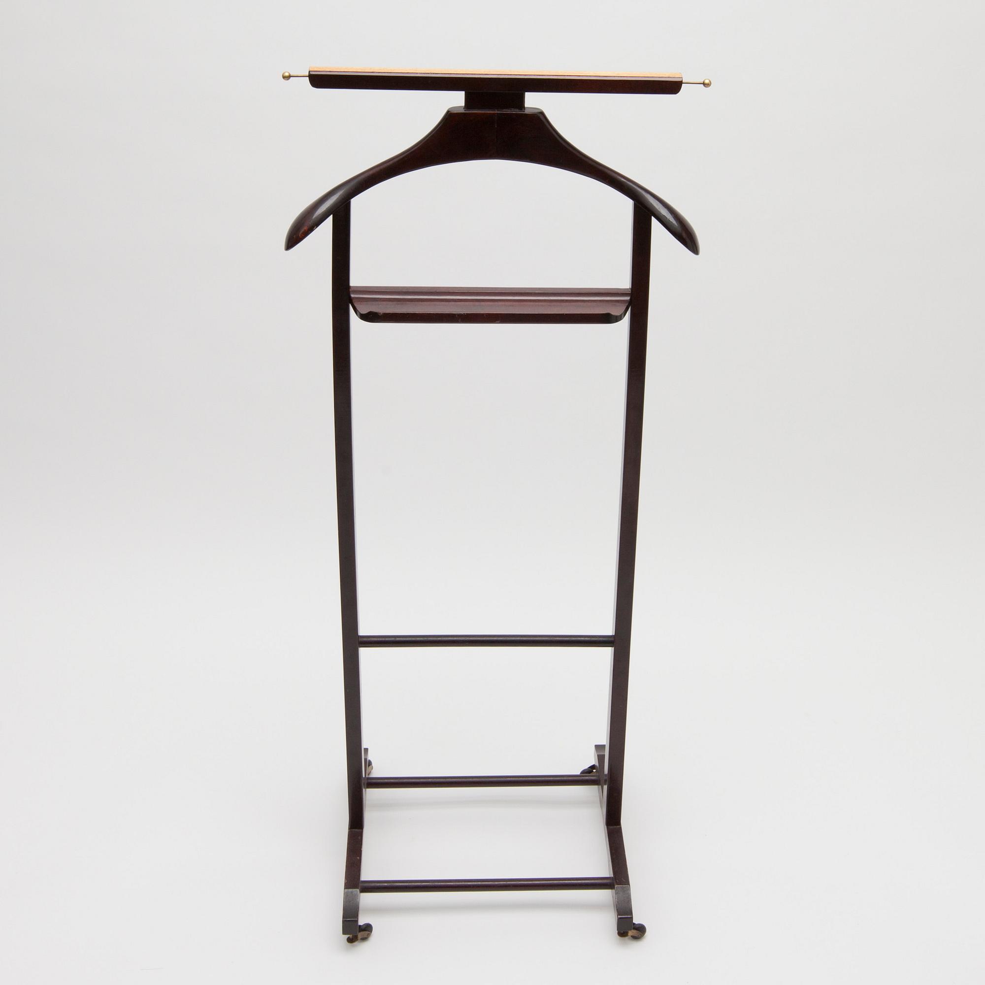 HERRBETJÄNT, Fratelli Reguitti, Italien 1900-talets senare hälft.