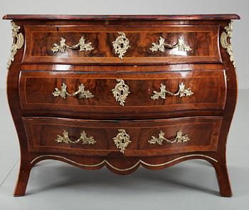 BYRÅ, rokoko, 1700-talets andra hälft.