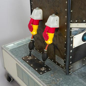 Alvar Gullichsen, "Hot-Spot Non-Standard Orbitizer" & Docent Udo D. Dröppeldorf, Raba Hiff, Bonk Business Inc.