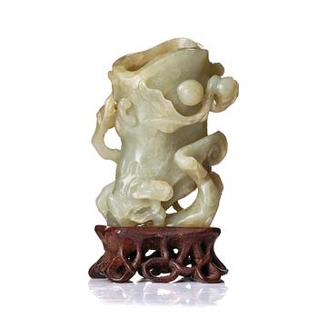 1195. A nephrite vase, late Qing dynasty/20th century.