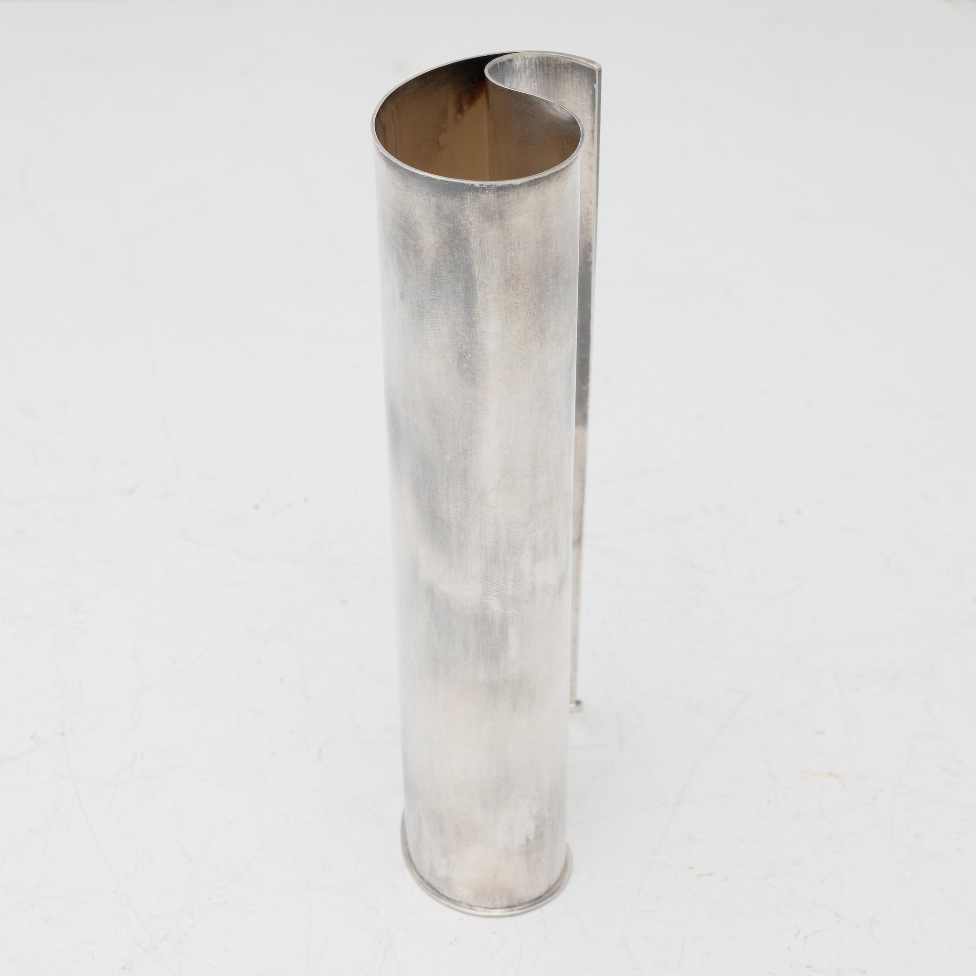 Rolf Lindståhl, a sterling silver vase, Stockholm, 2008.