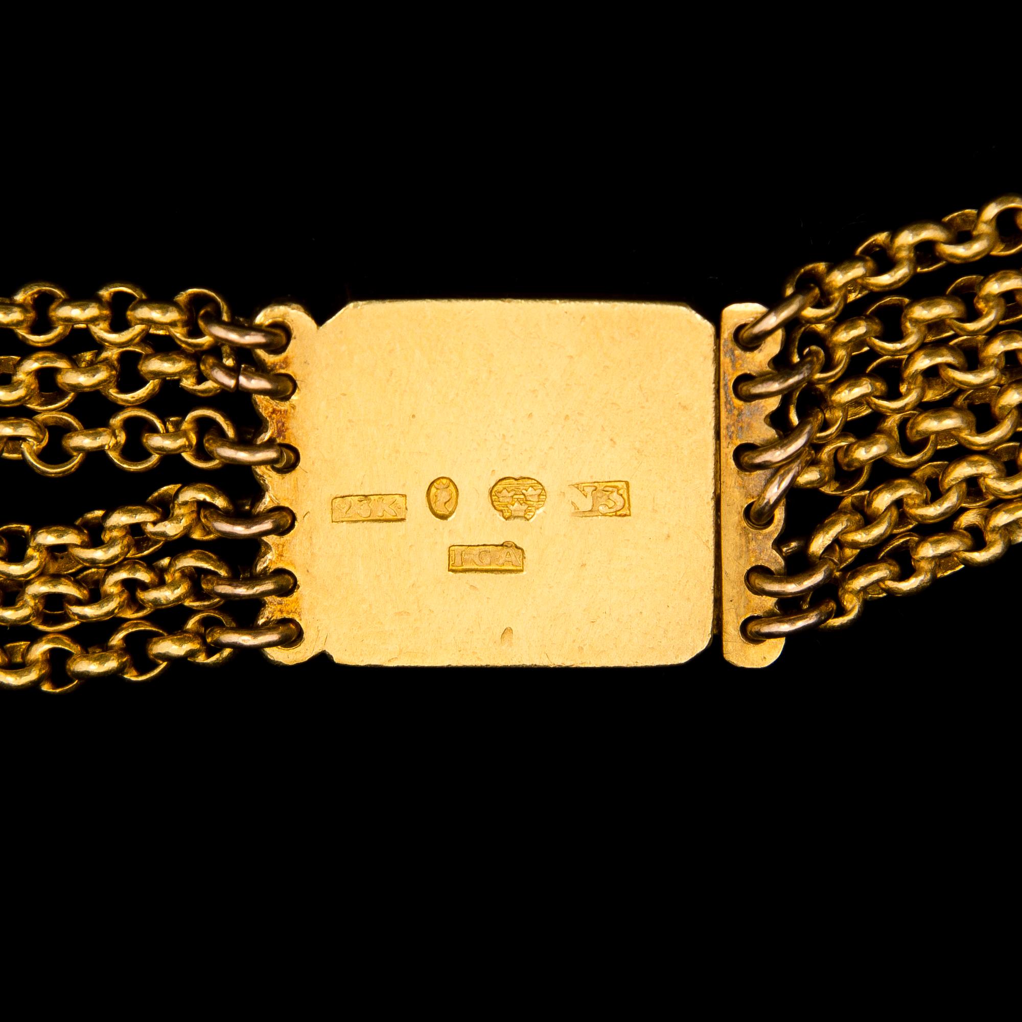 A NECKLACE, 23K gold. Stockholm, Sweden 1819.