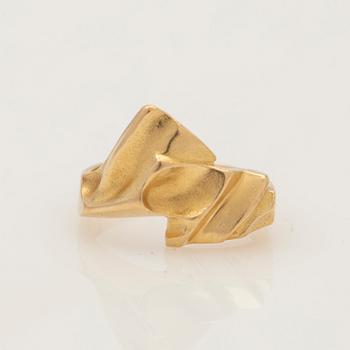 Björn Weckström, ring, 18K gold, Lapponia, Finland.