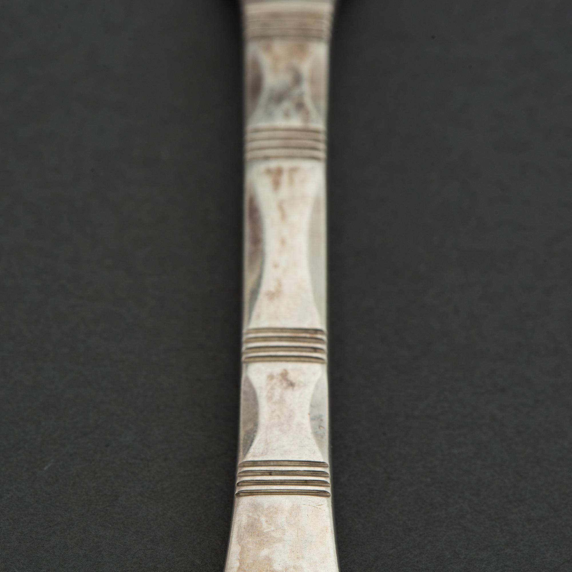 Evald Nielsen, a part 830/1000 silver fish cutlery, Denmark (24 pieces).