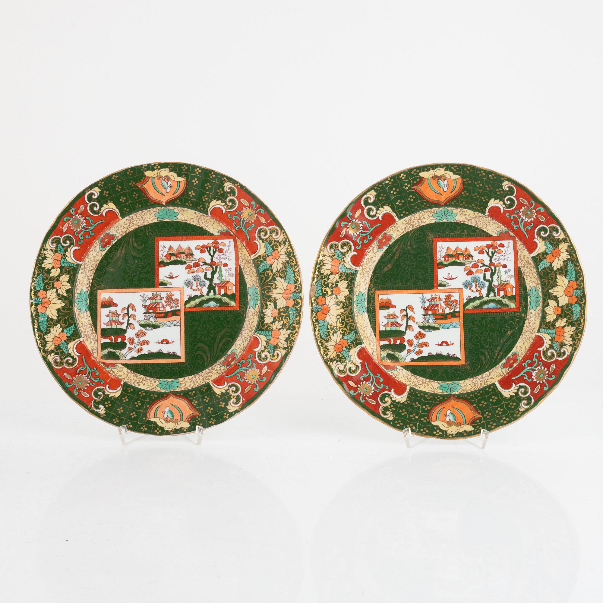 Plates, a pair, Glashworth & Bros, England, 19th century.