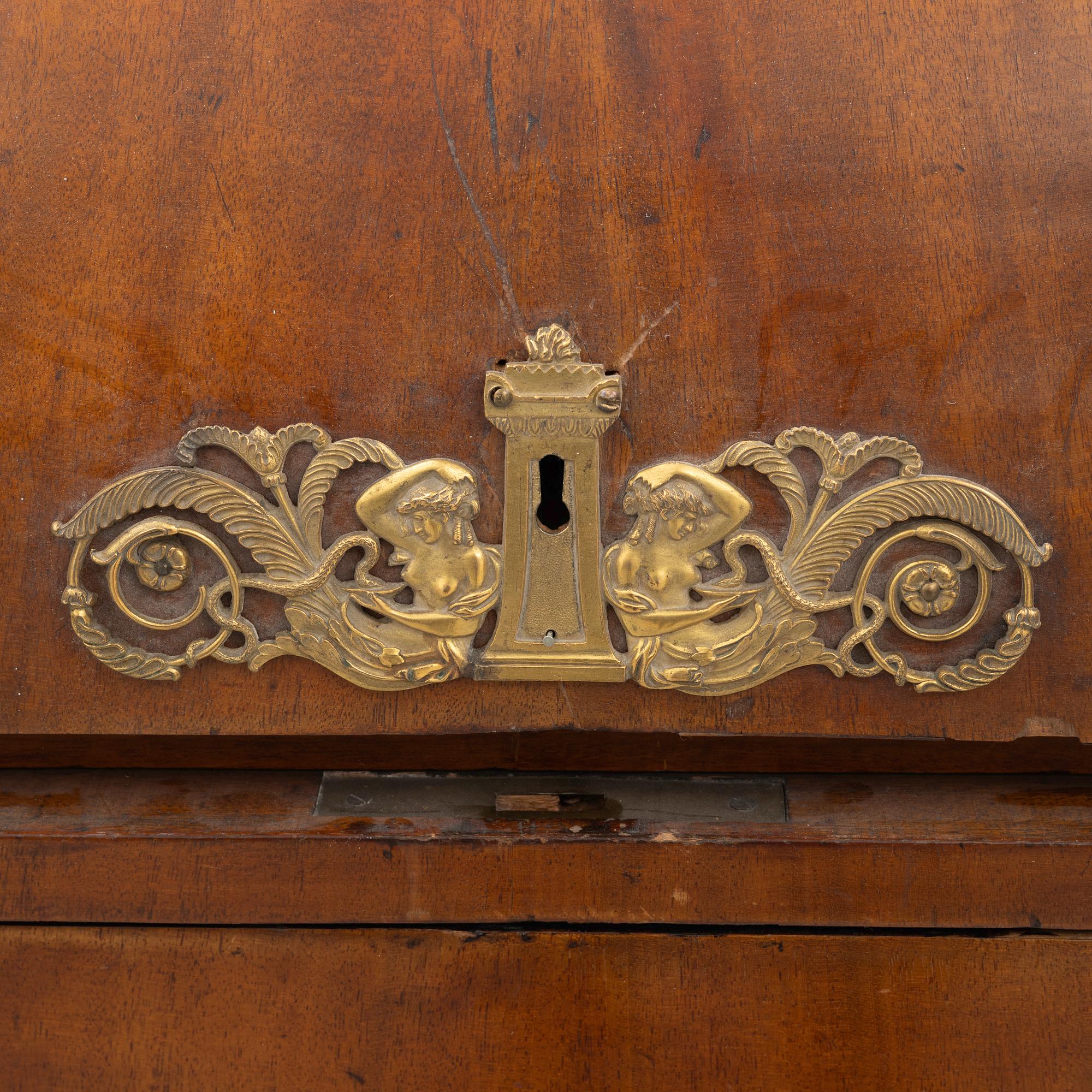 Rullklaffssekretär, Empire, 1800-talets första hälft.