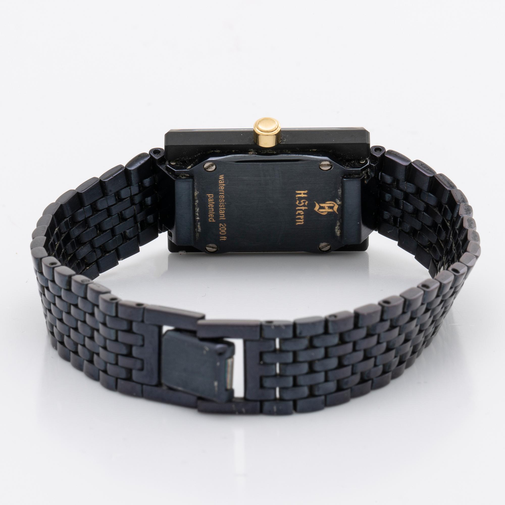 H STERN wristwatch, "Sapphire collection", 18 x 25 mm, quartz movement, 1 diamond, original case, guarantee document.