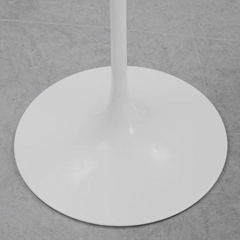 Eero Saarinen, bord, "Tulip", Knoll, formgivet 1957.