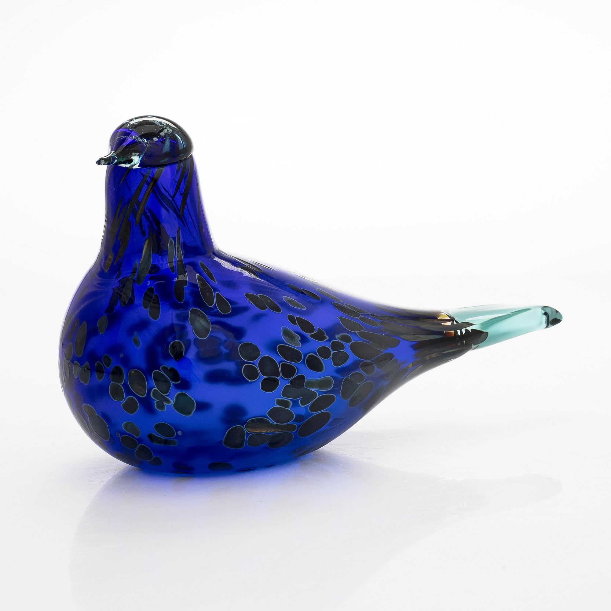 Oiva Toikka, a "Sinikki" glass bird, signed O. Toikka Nuutajärvi Vantaa-Vanda.