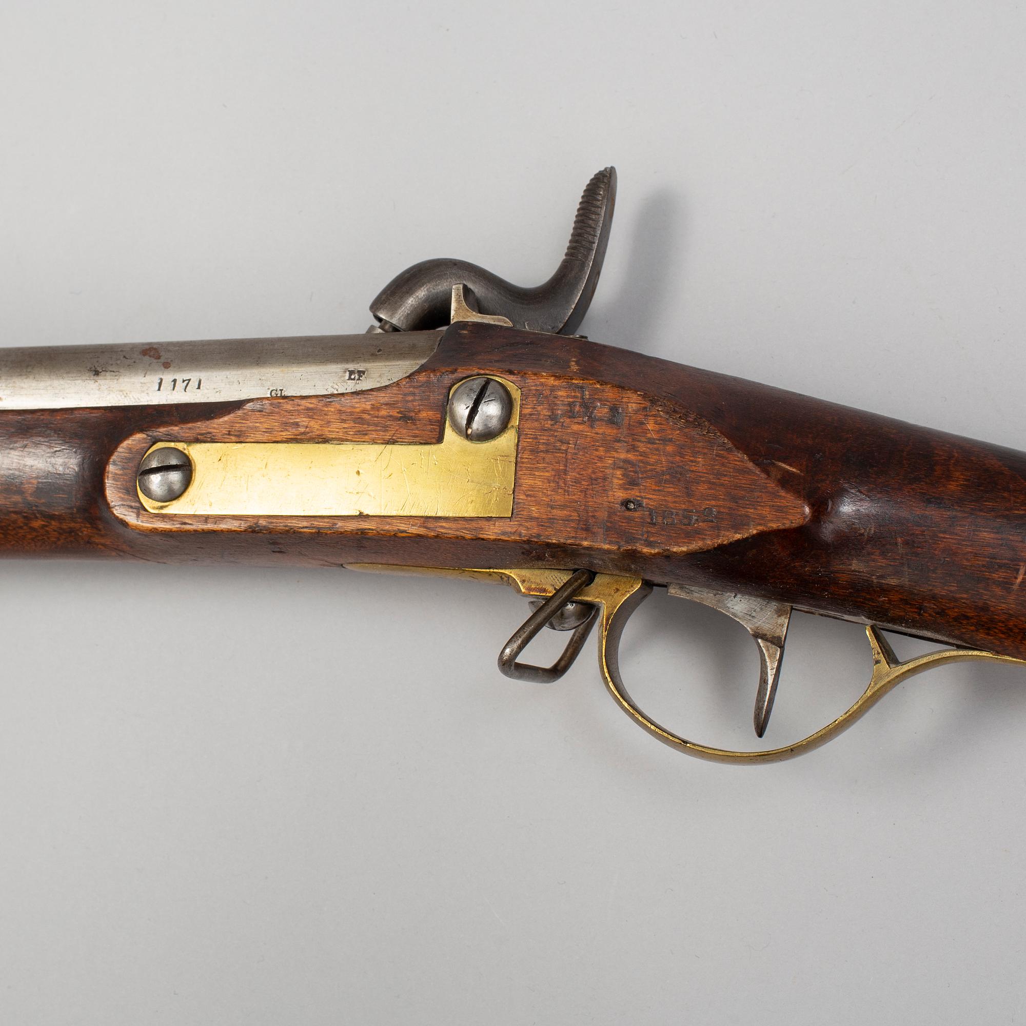 A Swedish percussion gun 1815-49 pattern.