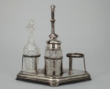 BORDSSURTOUT, silver och glas, Grachev, St. Petersburg Ryssland 1896.