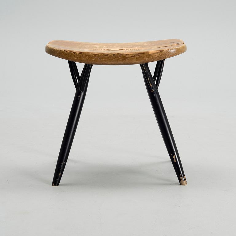 ILMARI TAPIOVAARA, stool, "Pirkka", Laukaan Puu, mid 1900.