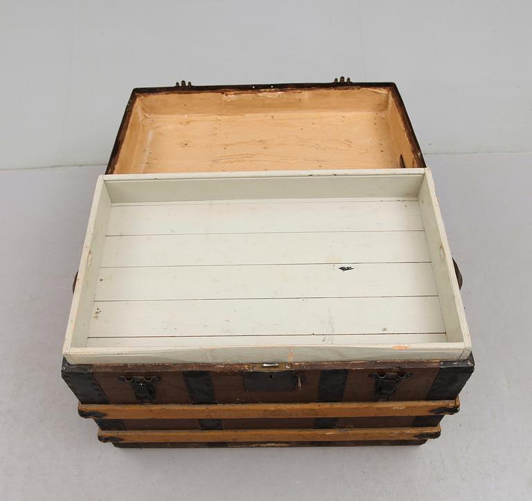 KOFFERT, tidigt 1900-tal.