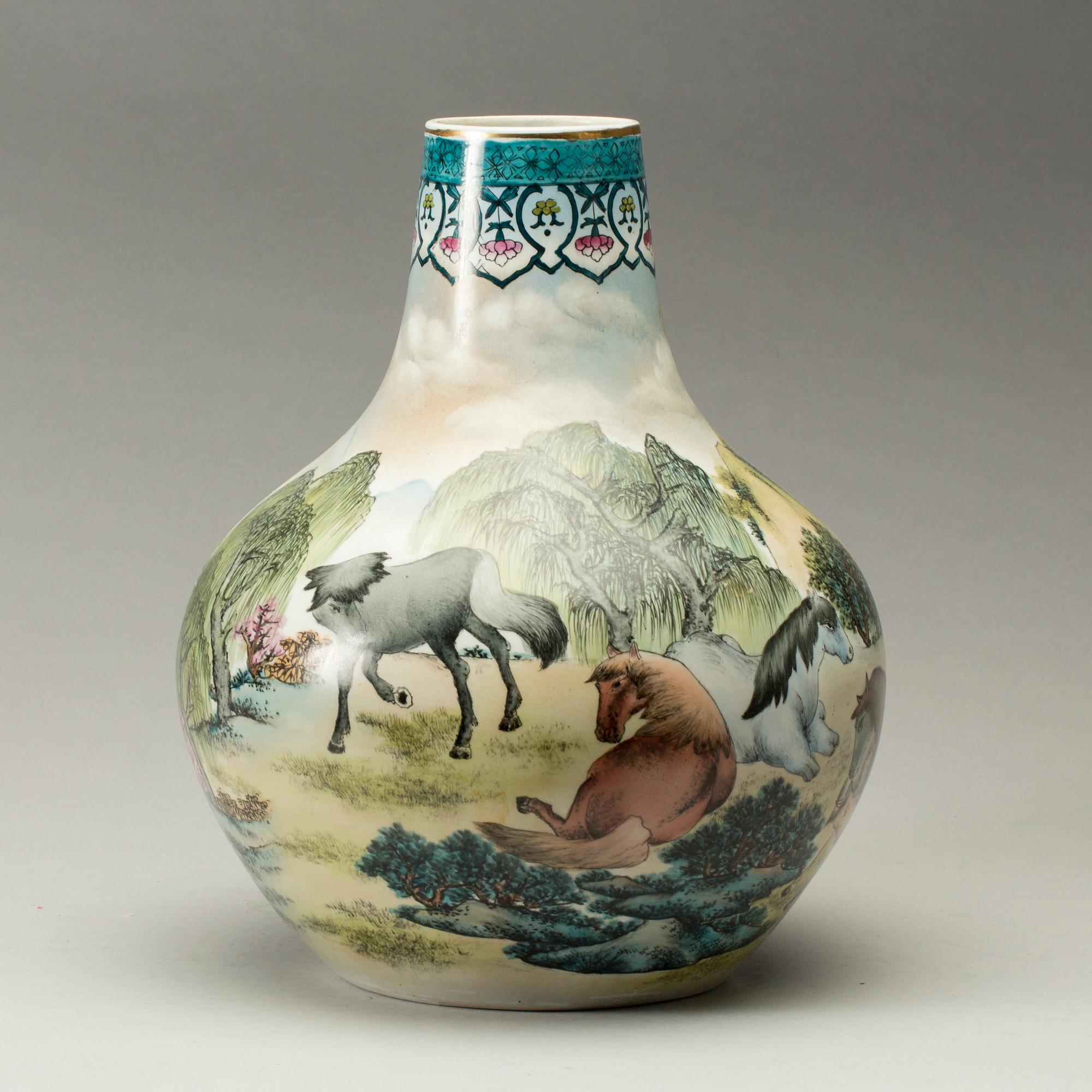 URNA, porslin, Kina, 1900-tal.