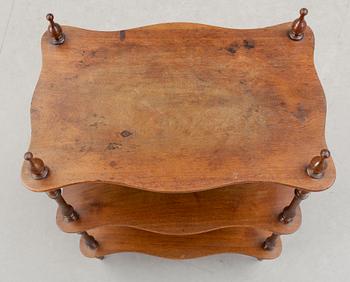 ÉTAGÈRE, 1800-talets slut.