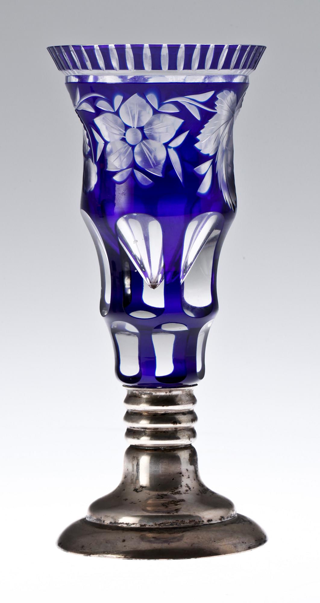PARTI GLAS, 4 delar, bla Böhmen, 1800-1900-tal.