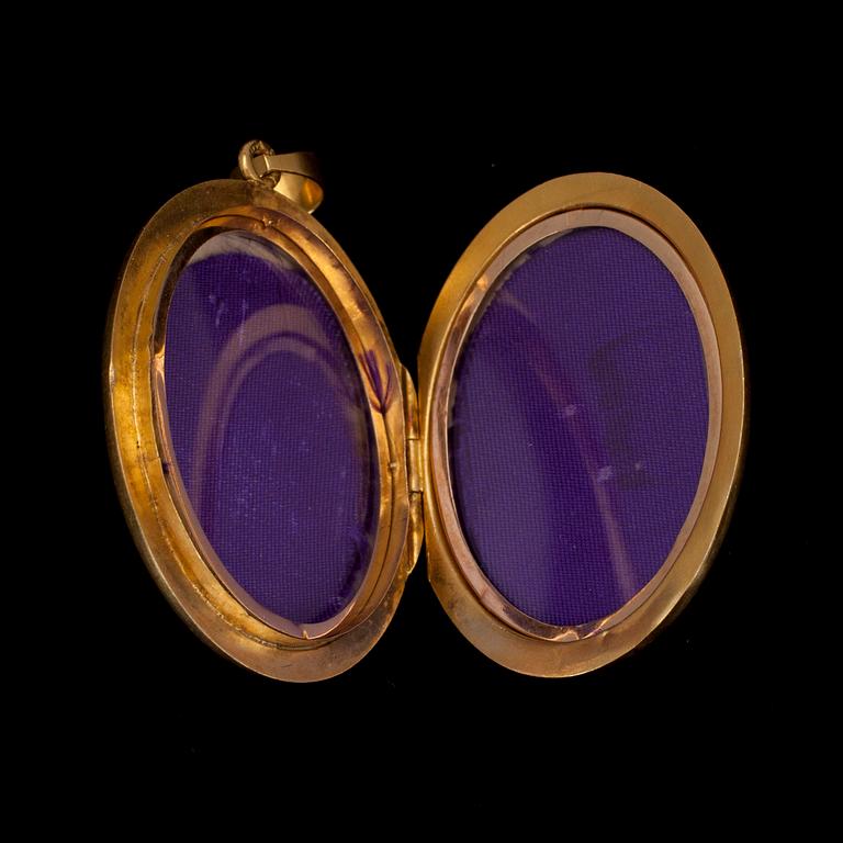 MEDALJONG, guld samt pärlor, stämplad 18K Sverige. 1800-talets senare hälft.